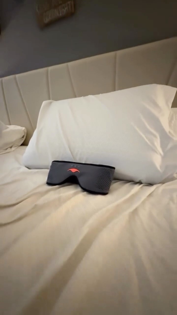 AS A DAD — SLEEP IS 🔑 

Especially me…I’m a horrible sleeper so I need all the help I can get and there’s a few easy steps you can take to get there.   Lots of trial and error, the x-factor for my routine has been using 