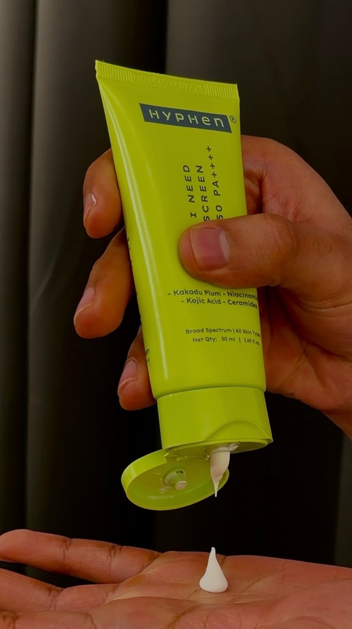 Comment LINK for this @letshyphen Sunscreen SPF50 — where protection meets perfection.

{ glow , fashion , skincare , mens ,
 outfit , reel , brand , ad , collab ,
 lifestyle , post , mensfashion , accessories ,
 hyphen 