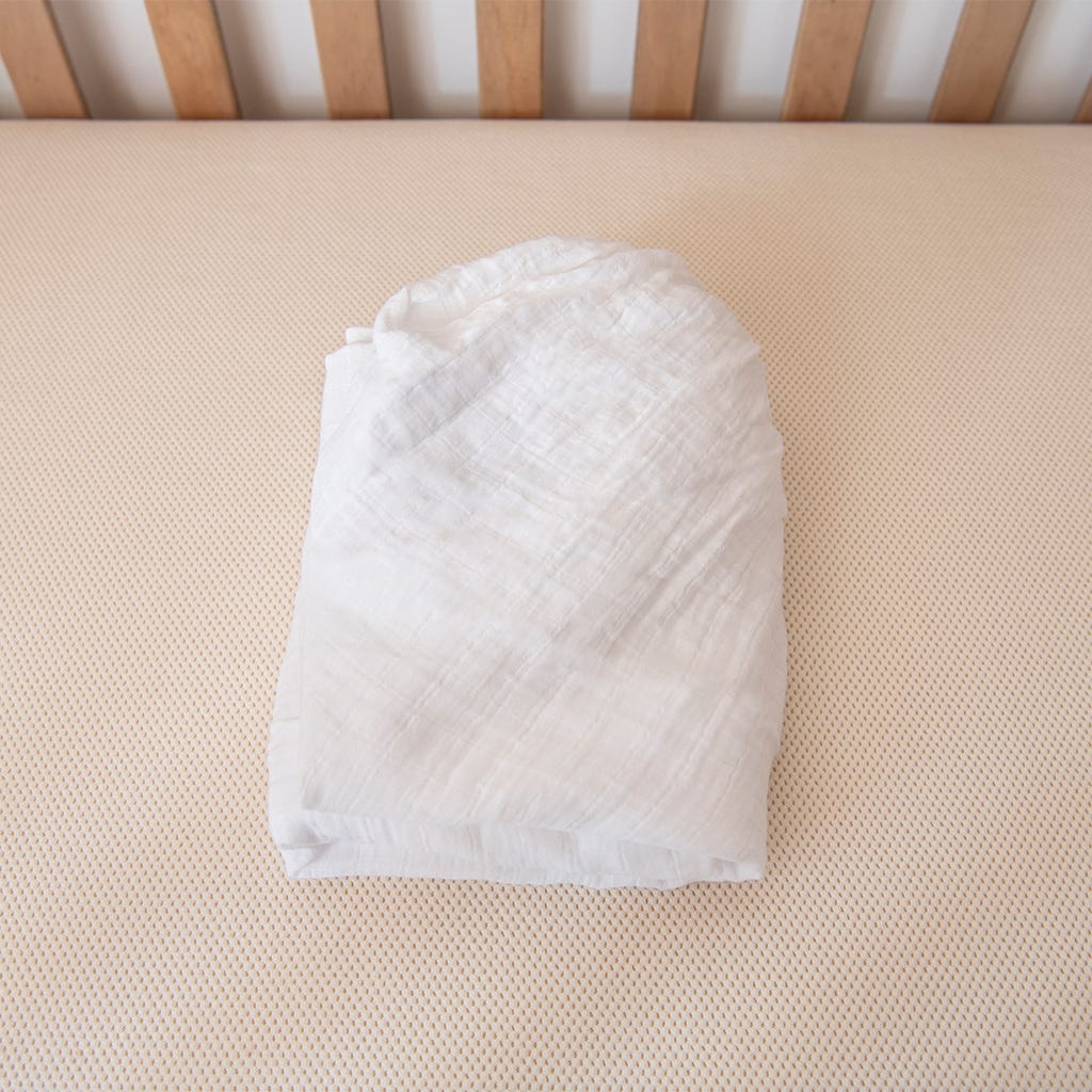 Organic Cotton Crib Fitted Sheet 2-Layer Breathable Muslin Arctic Snow (White)