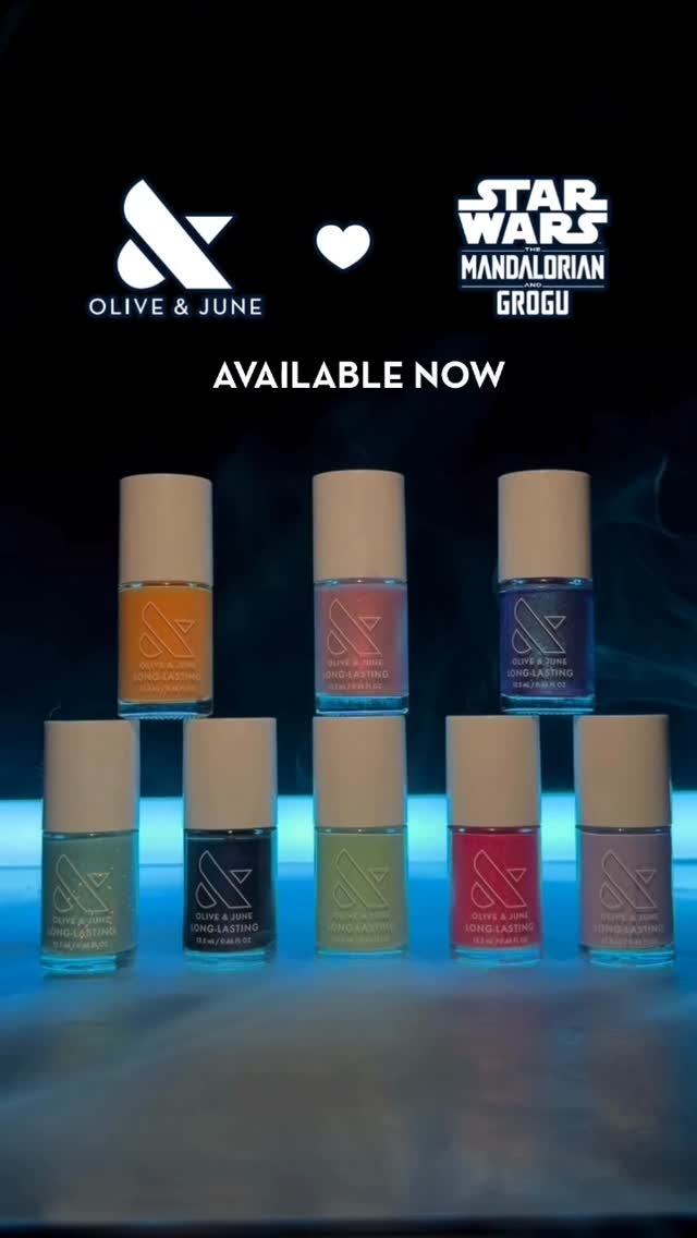 Our collaboration with Star Wars: The Mandalorian and Grogu™ is officially here, bringing you new nails that are truly out of this galaxy. This collection features 8 new polish shades, 4 new gel colors, 6 new press-ons, 
