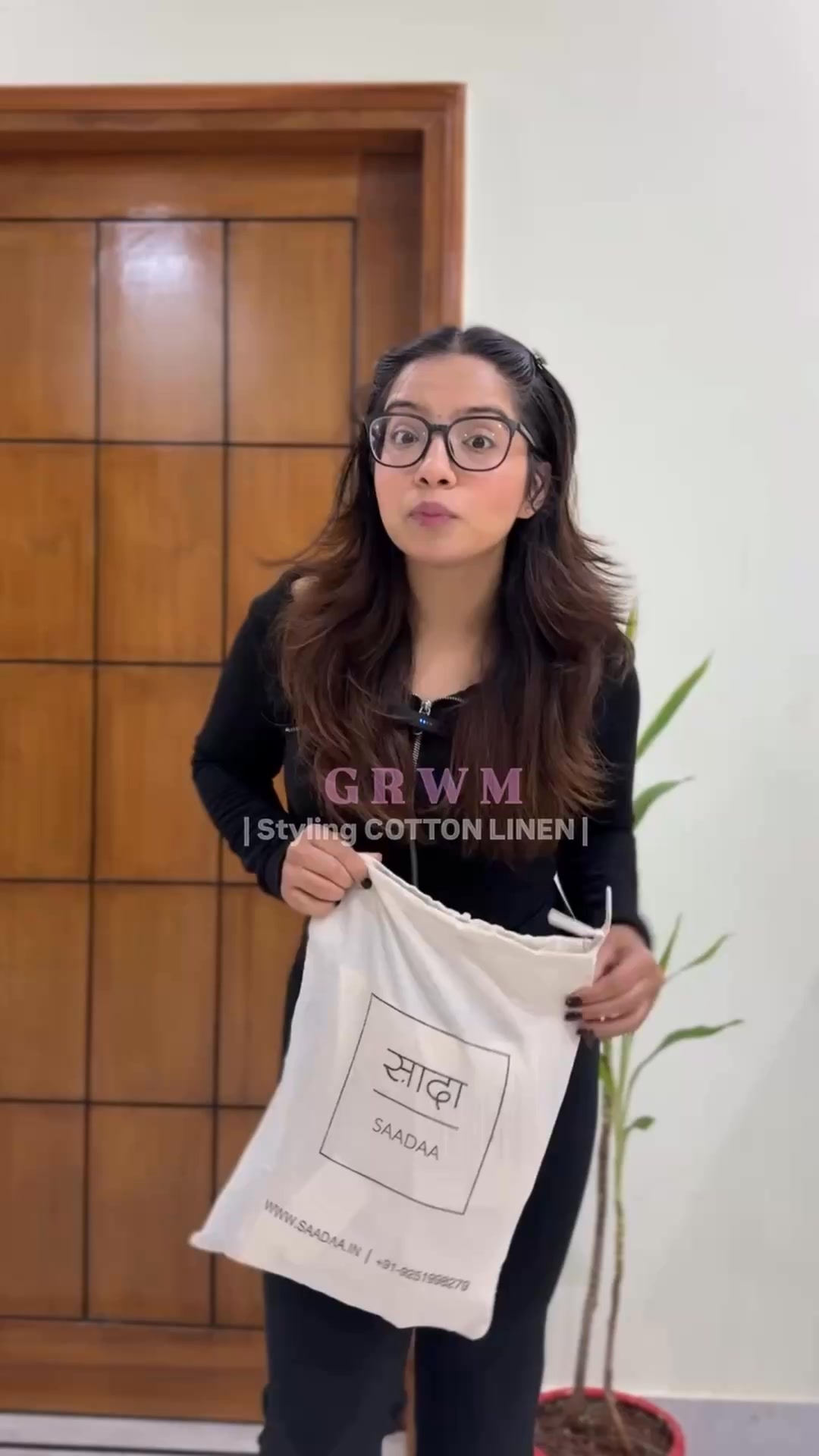 For those who like their outfits simple, soft, and timeless — tag them RAHO SAADA PHENO SAADA
#saadaaforAllSeasons #rahosaadaa #pehnosaadaa #saadaa