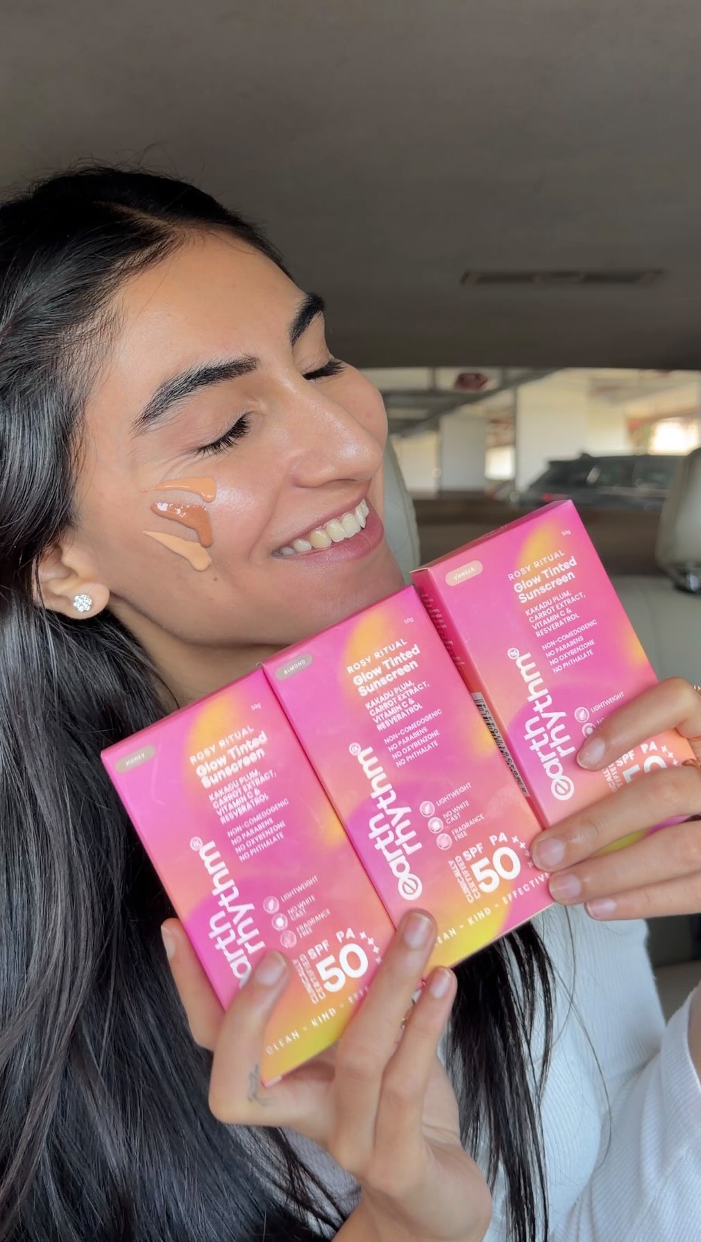 He thinks I take forever but I just needed better products 🤭
@theearthrhythm ‘s tinted sunscreen = SPF 50 PA++++, adaptive tint (no white cast), lightweight feel & a little brightening magic.
Still late, just not because