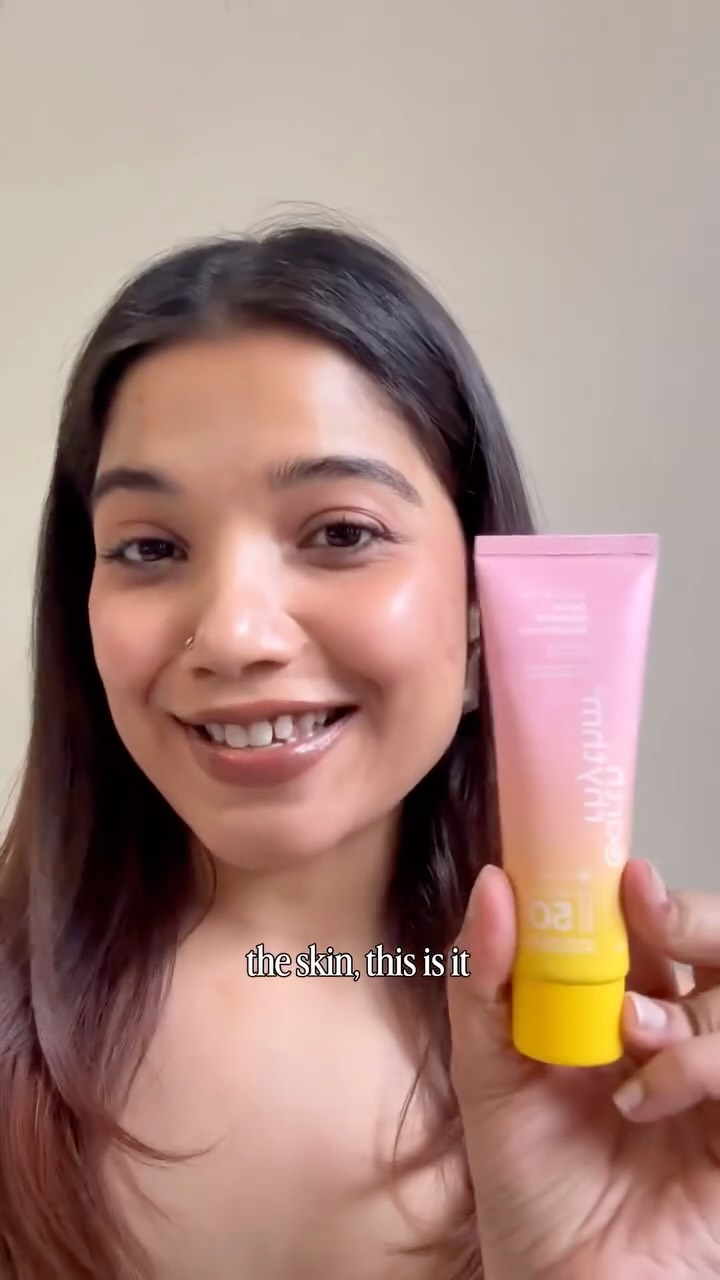 As someone whose skin gets irritated by half the sunscreens out there… this @theearthrhythm mineral sunscreen was a pleasant surprise 😭
Lightweight, matte, non-greasy and no weird white cast situation. 💕🧡🔆
Love a sunscre