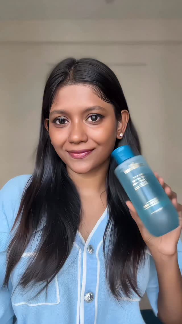 “A body wash that works like a deodorant? 👀💙

Fresh, smooth, and odour-free all day — not your regular body wash 🚿✨

Comment ‘link’ and I’ll send it to you 💙”
.
.
.
#bodywash #skincare #mCaffine #selfcare #summeressentia