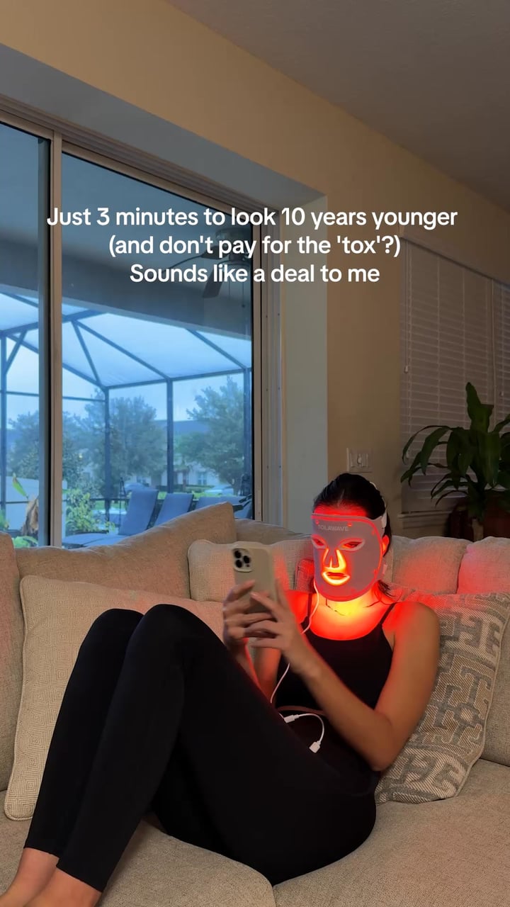 Wrinkle Retreat Pro LED Face Mask with Red, Infrared, Deep Red, and Amber Light Therapy