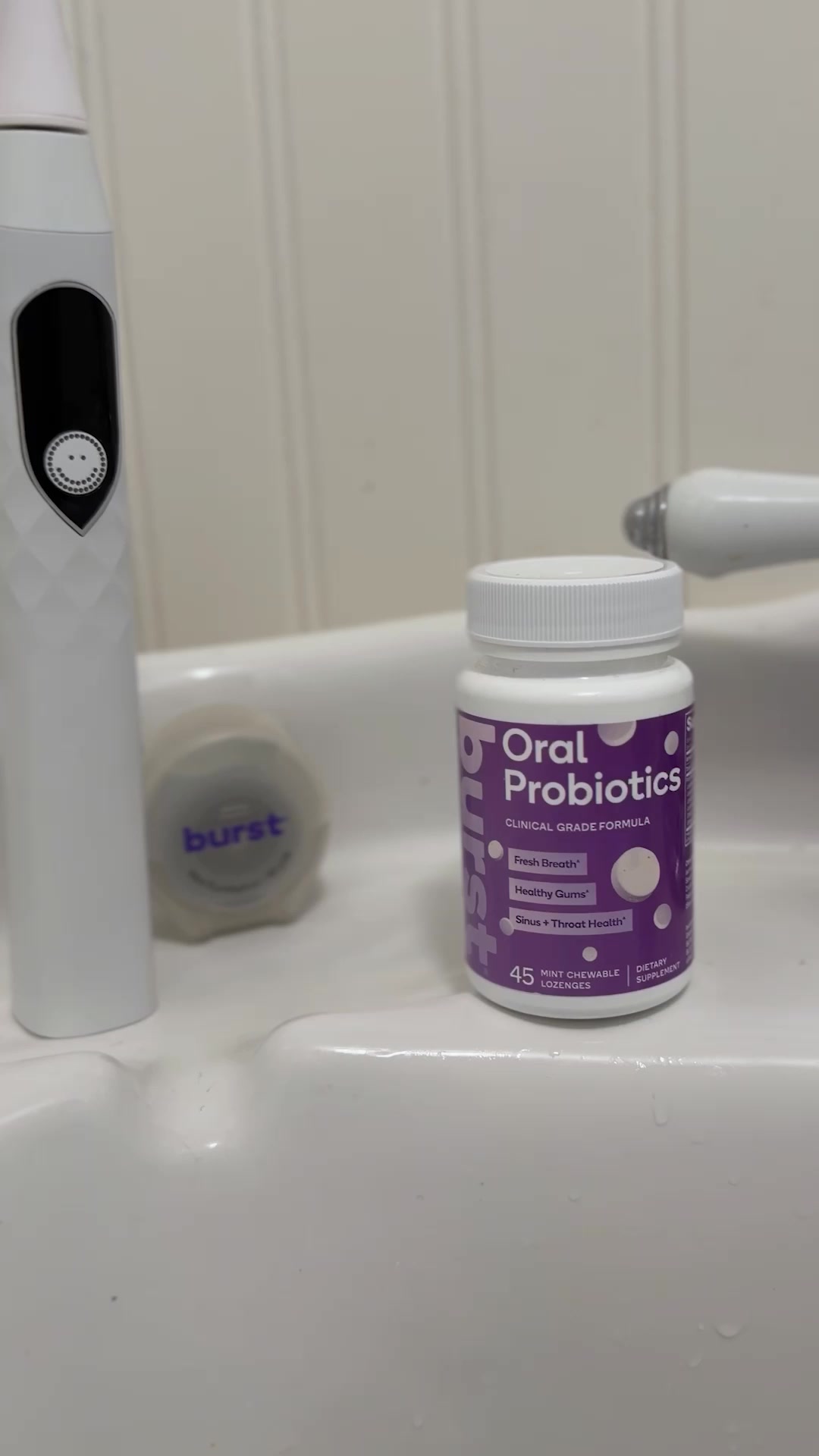 The reviews are in ⭐️💪 BURST Oral Probiotics promote oral balance and immune support using 6 clinically backed probiotic strains to keep you healthy.* Support your body before it has to fight back.