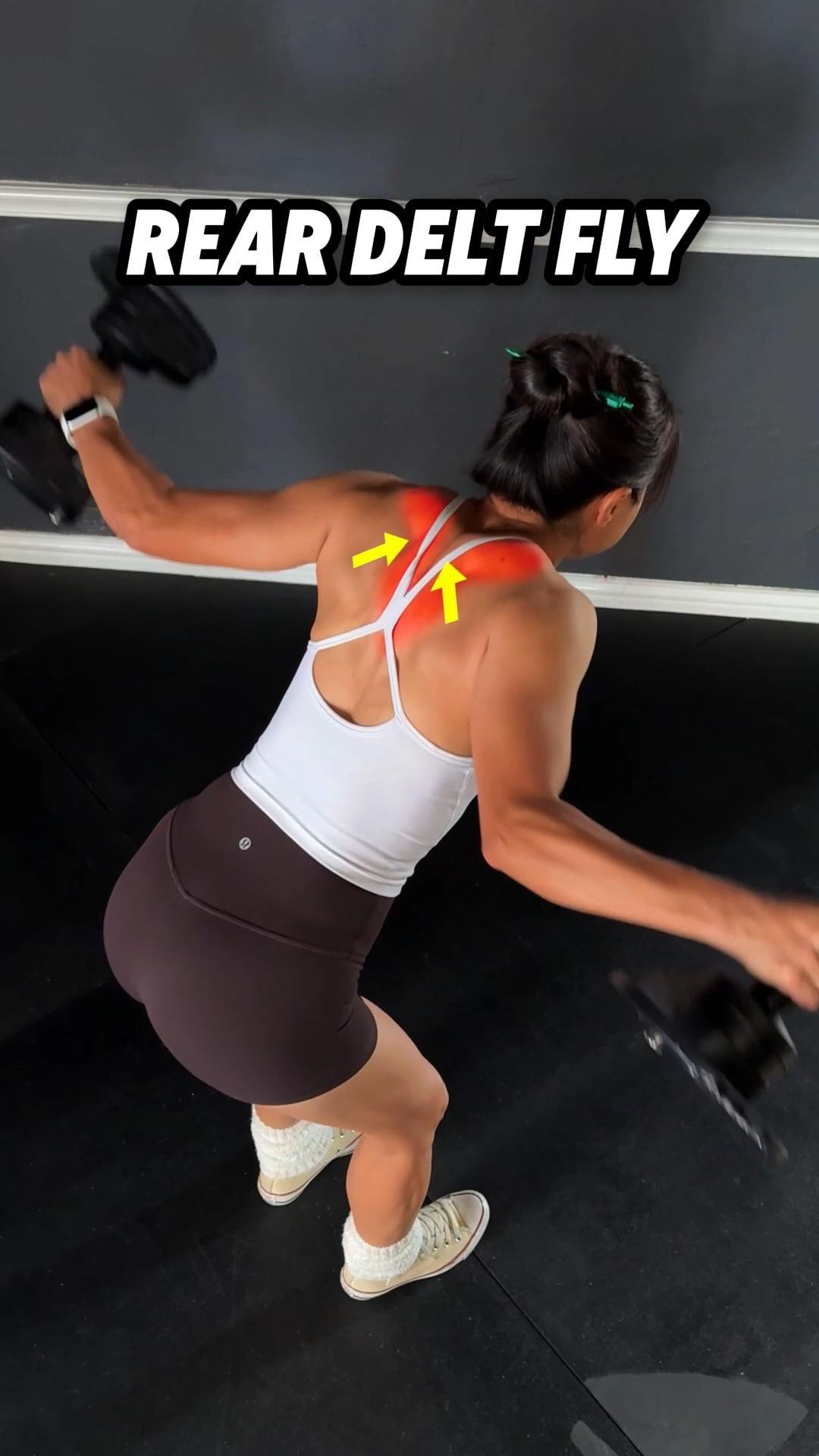 Delt Fly, How to optimize for more activation:
App from @fitbodapp 
To prevent the upper traps from taking over, focus on the following cues:

1. Keep the shoulders down (don‘t shrug): This reduces upper trap involvement