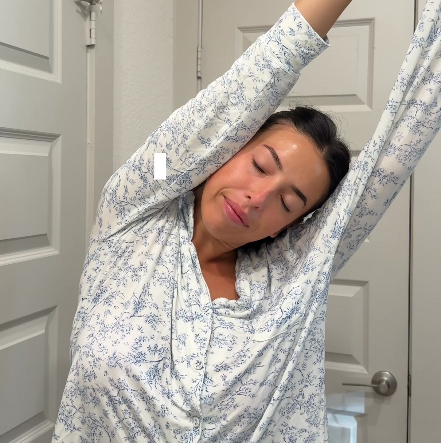 I never used to take fiber seriously. I thought I got enough from my diet, but then I learned that my crazy cravings and bloating after every meal could be a sign I wasn’t getting enough. Ever since I started Flatter Me 