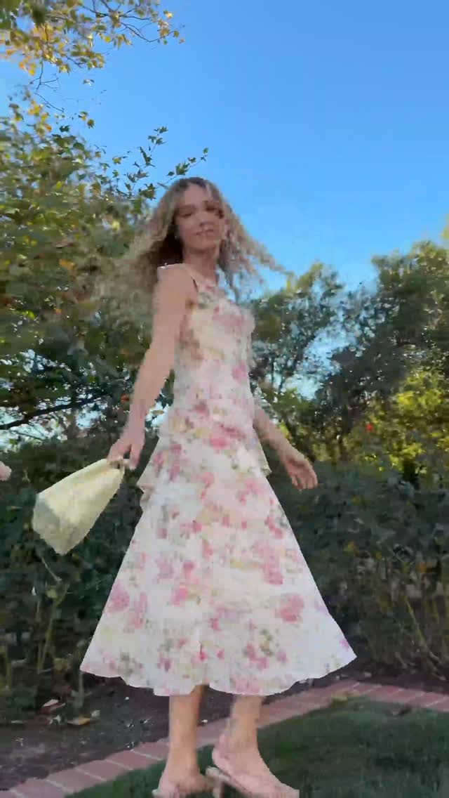 Nailing the RSVP’s dress code has never been easier
