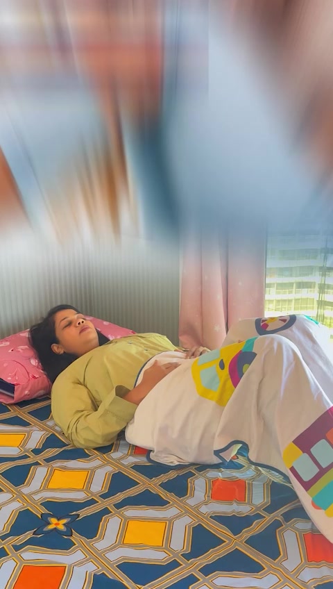 Sirona Magnesium Lotion relaxes sore muscles, eases cramps, calms your mind, and helps you drift into restful sleep, while deeply nourishing your skin.