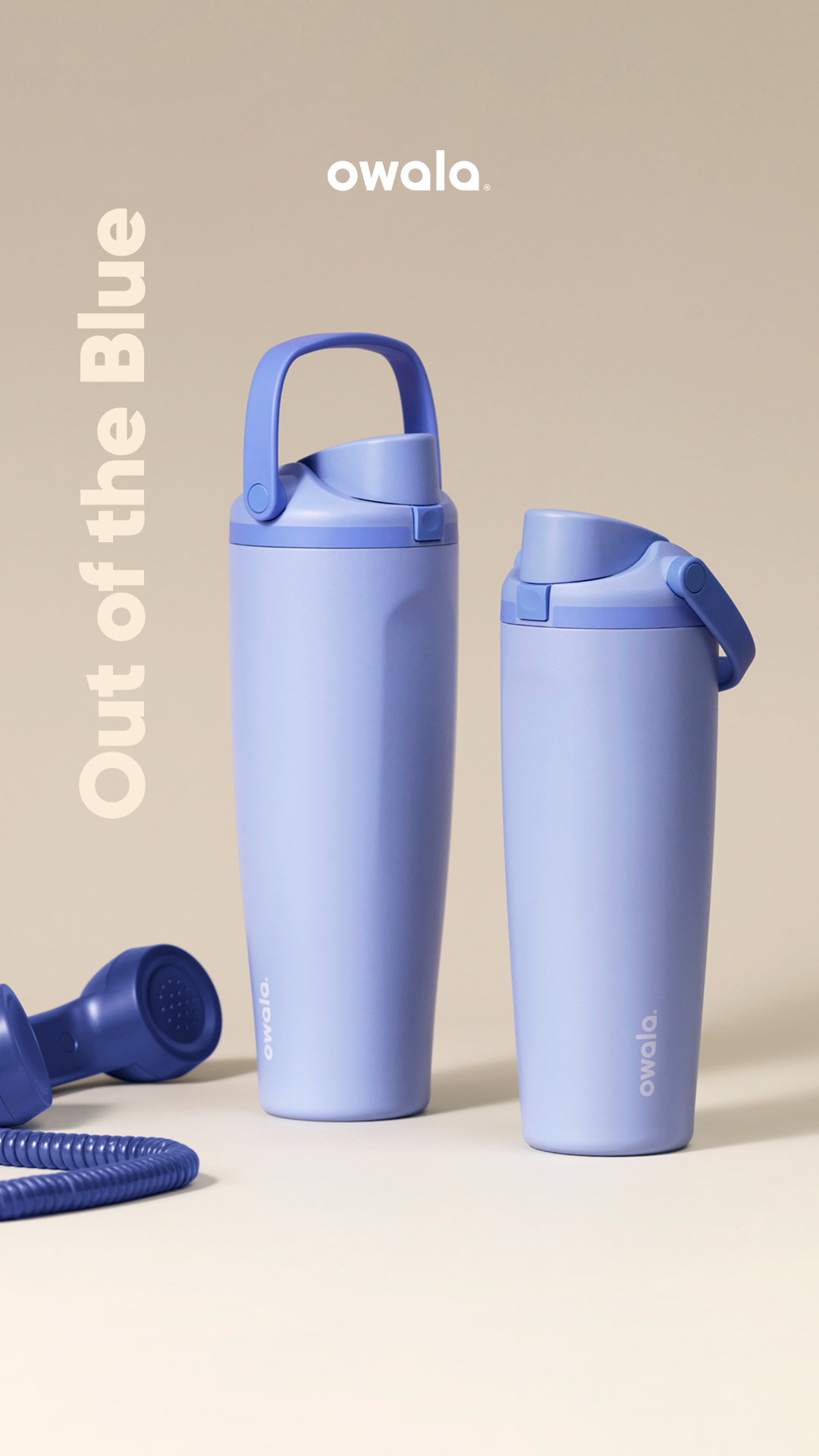 Without warning, this bottle is going to steal your heart. A monochrome marvel of serene blue hues, it’ll make you want to take it easy and stare into the infinite sky. Or at least, take a sip of some cool, clear water.