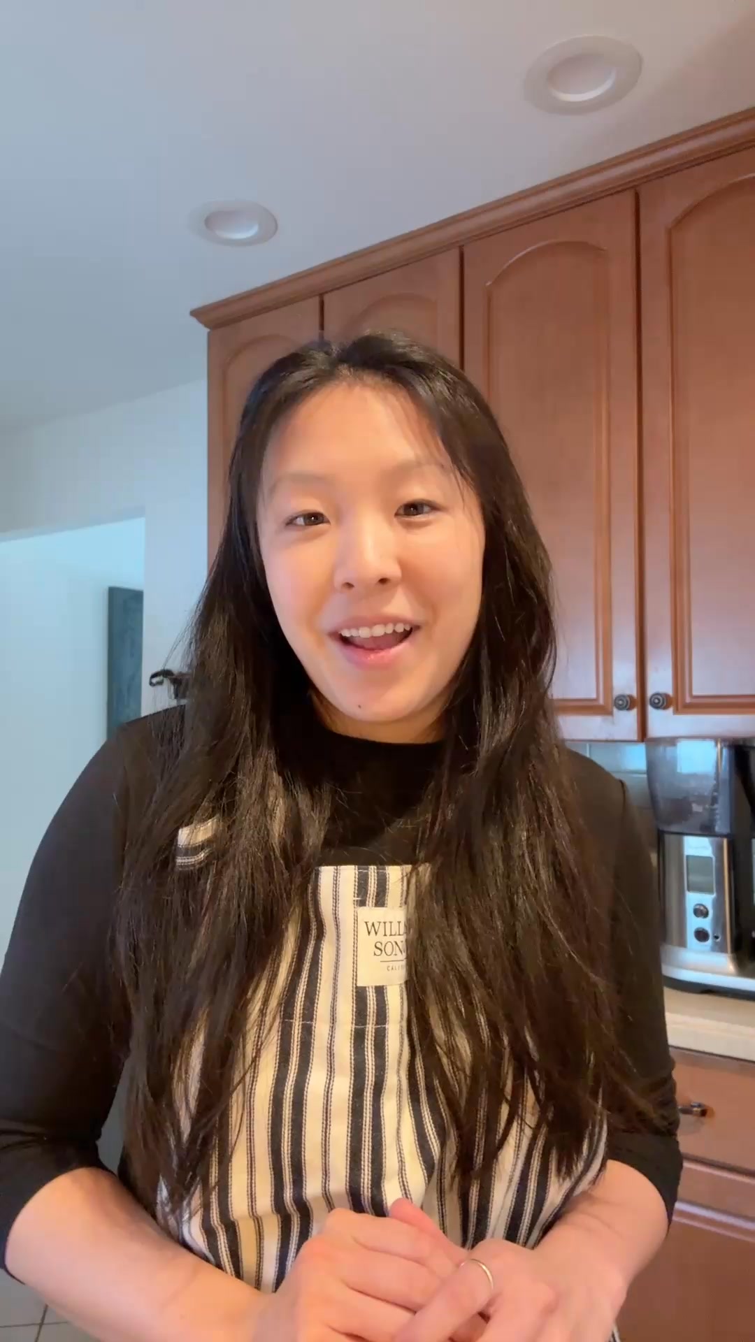 I didn’t realize how much clutter was slowing me down until I updated my kitchen. Clean materials, easy cleanup, smart storage organizers—cooking just feels more streamlined.