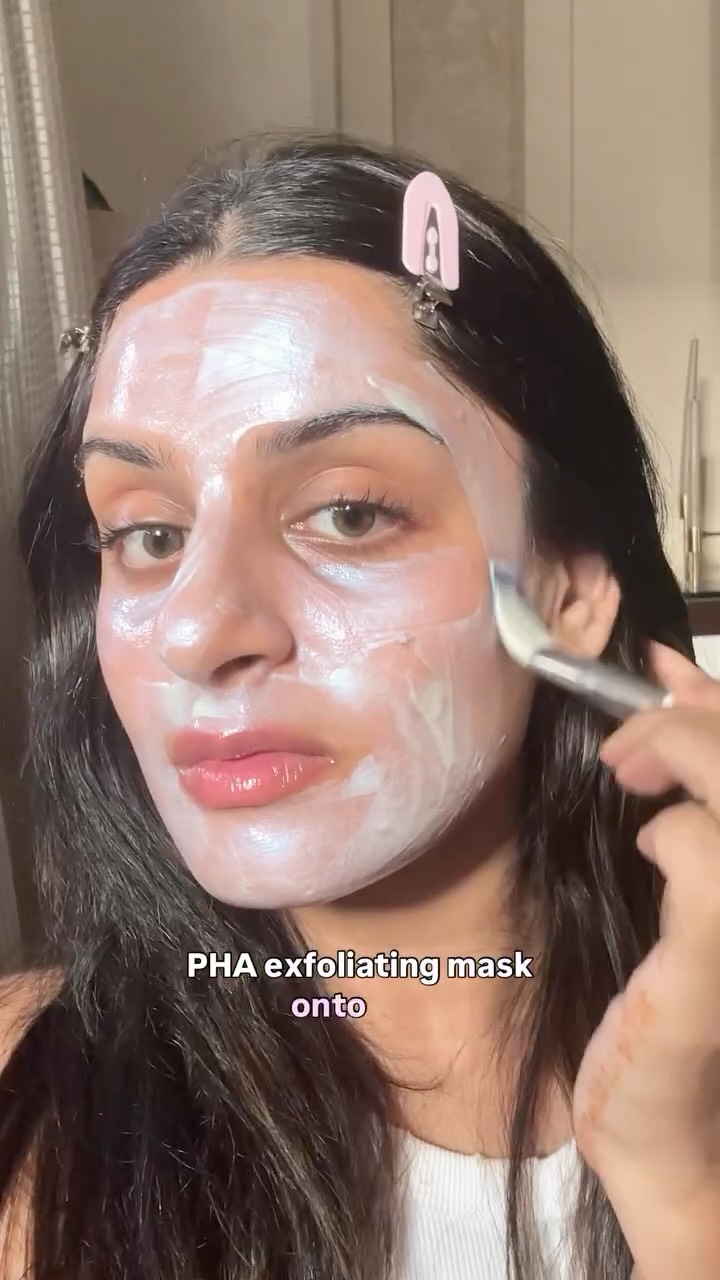 Face mask of my dreams💟✨💛
.
.
.
.

@mcaffeineofficial 

#mcaffeine #facemask #facial #glow #shine #morningglow #skin #ahabhapha #mask #dewy #fyp #viral #trending #skincareroutine #skinglow #collagen #facecareroutine #sal