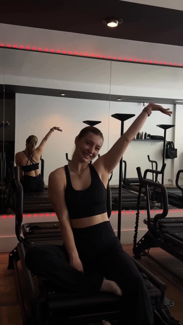 okay megaformer pilates humbled me 😭
40 minutes, no breaks, full body shaking… I had to tap out a few times

but honestly such a good workout — just don’t do weights before unless you want to suffer

booked this through 