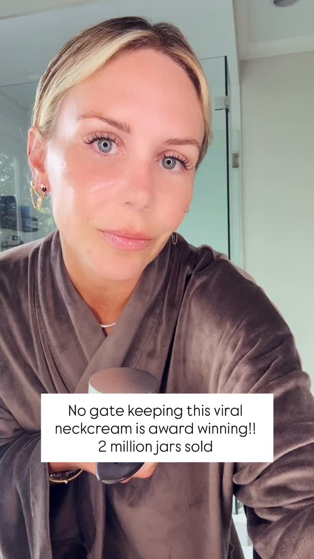 Let’s talk neck cream. I’ve tried so many & this one is hands down the best. Over 2 million bottles sold! ✨Comment NECK ✨ for links and get 20% off with code GOPURELTK

https://liketk.it/5mkjO @gopurebeauty #gopurepartne