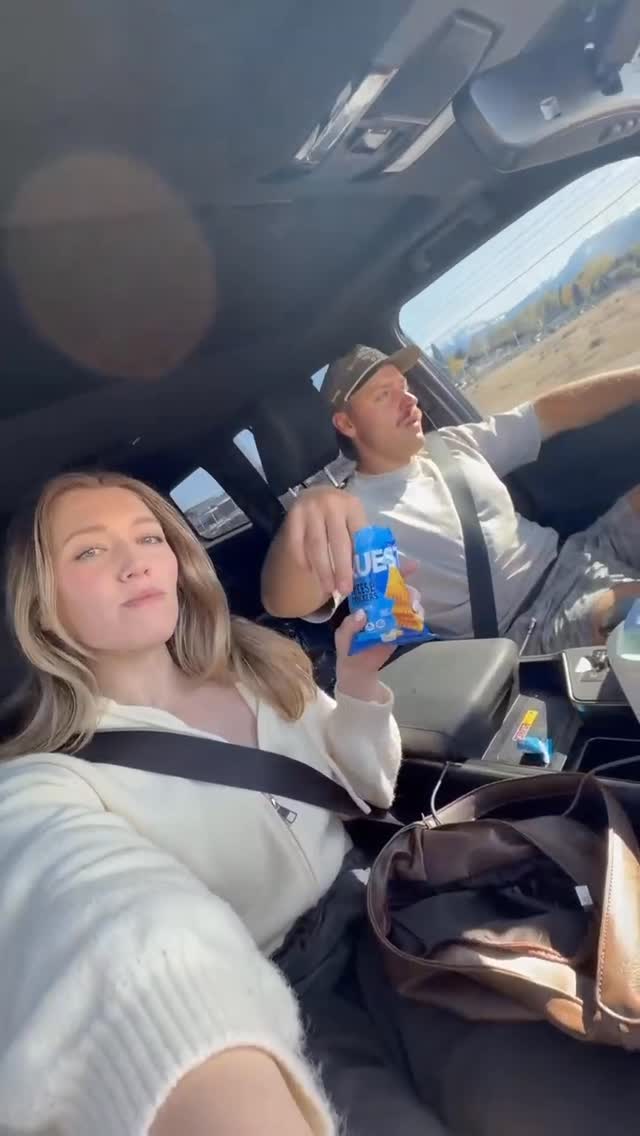 day in the life bc we do everything together 😂 + all my fav protein snacks from @questnutrition !!! 🤤🤤 #quest #couplegoals @questnutrition, #QuestFlavorDrop, #QuestPartner, #OnAQuest