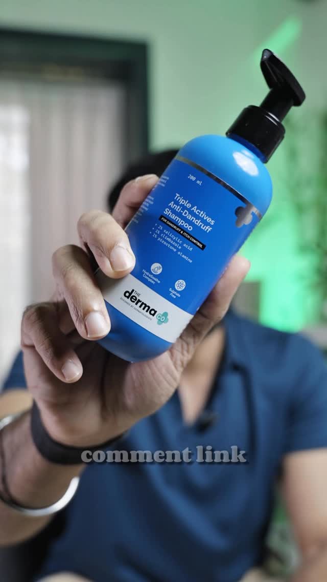 Dandruff is caused by a fungus called Malassezia Globosa — and most shampoos only clean the surface. The Derma Co’s Triple Actives Shampoo targets the root cause with 2% Salicylic Acid, 1% Piroctone Olamine, and 1% Climb