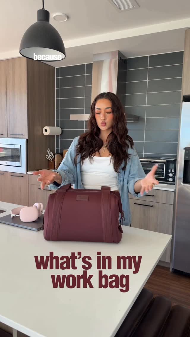 #dagnedoverpartner obsessed with how this @DagneDover bag keeps my life together for work, gym, or travel it’s perfect! Plus these gorgeous new limited-edition colors for summer?! 🌶️🌸🍇 Say less. But they’re limited editi