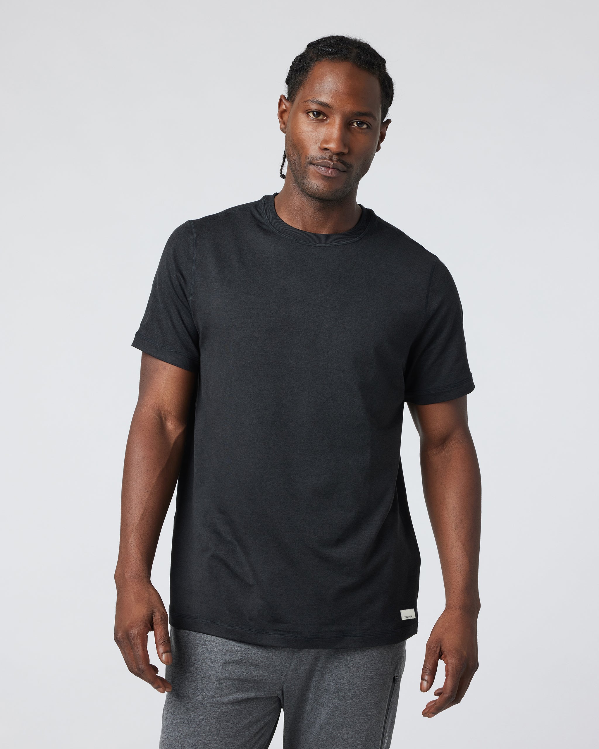 Find your next go-to outfit at Vuori, where performance meets comfort.