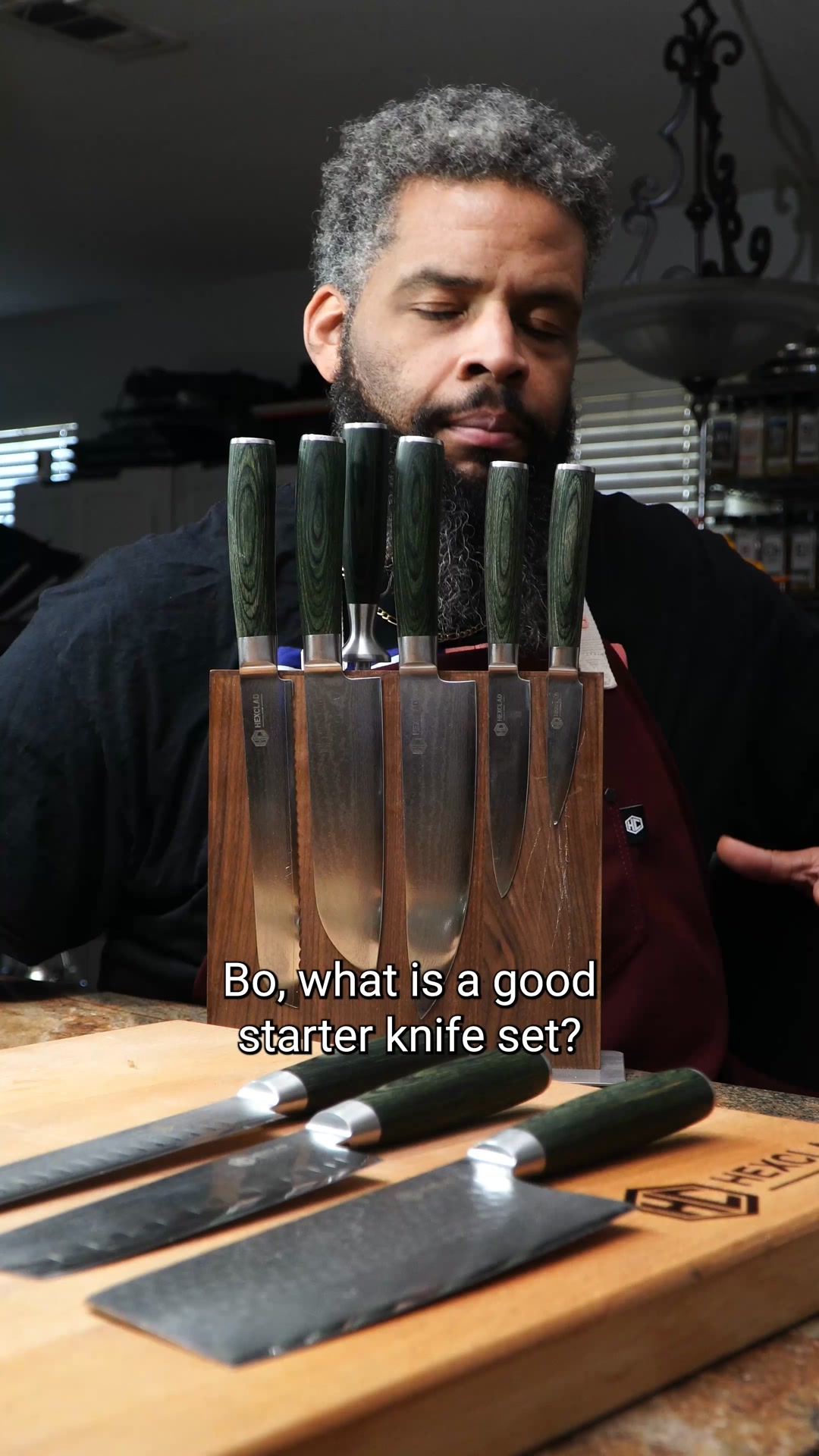 Chefs everywhere are switching to Gordon Ramsay's favorite knives.

Because when every cut matters, your knives should work as hard as you do. HexClad knives are engineered for precision, balance, and durability, so prep
