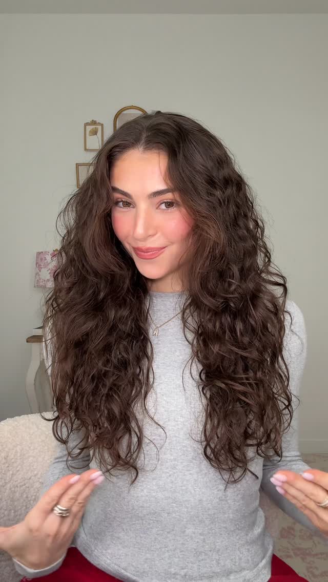I’ve always said to try and wash your hair less often, now you can! cheers to fresher hair available at @walmart - go grab yours ASAP!!!! @cerave #CeraVePartner
