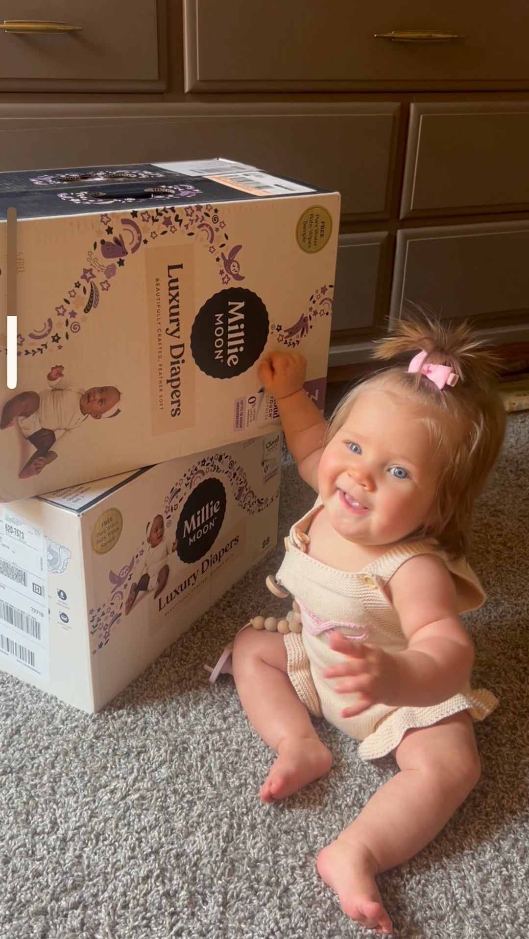 We know that every parent wants their baby to be comfortable and here at Millie Moon we believe this starts with their diaper 💛✨

Only Millie Moon Luxury Diapers have CloudTouch™ Softness for ultimate comfort ☁️

Can you