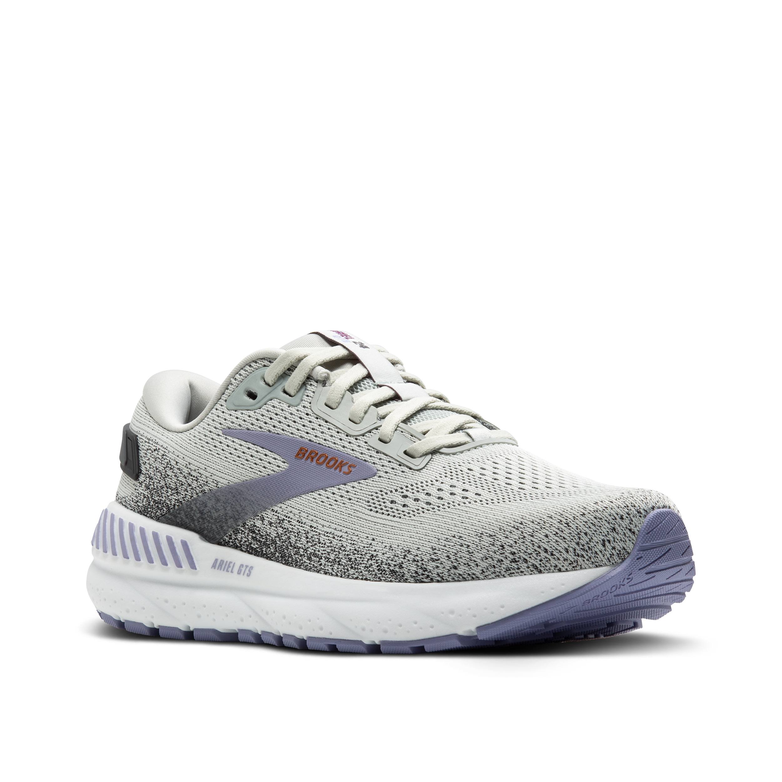Lace up and head out in total comfort from the feet up.