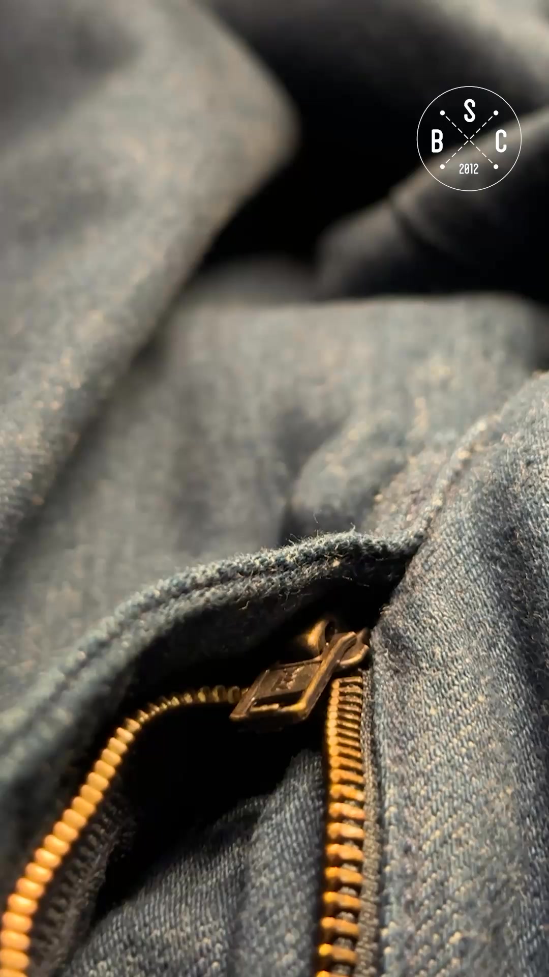 Ever wondered why our Japanese denim jeans are so special? Take a look behind the scenes at what goes into making them.