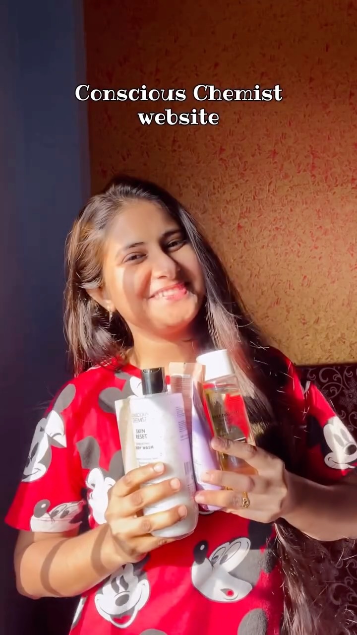 Buy 5 @ 1399 is live on conscious chemist 🤩🥳

Go and shop now.
.
.
.
• 
{sale, conscious chemist sale, buy 5 at 1399 sale, sale season, skincare box, skincare routine, sunscreen, serums, build your skincare routine}

#co