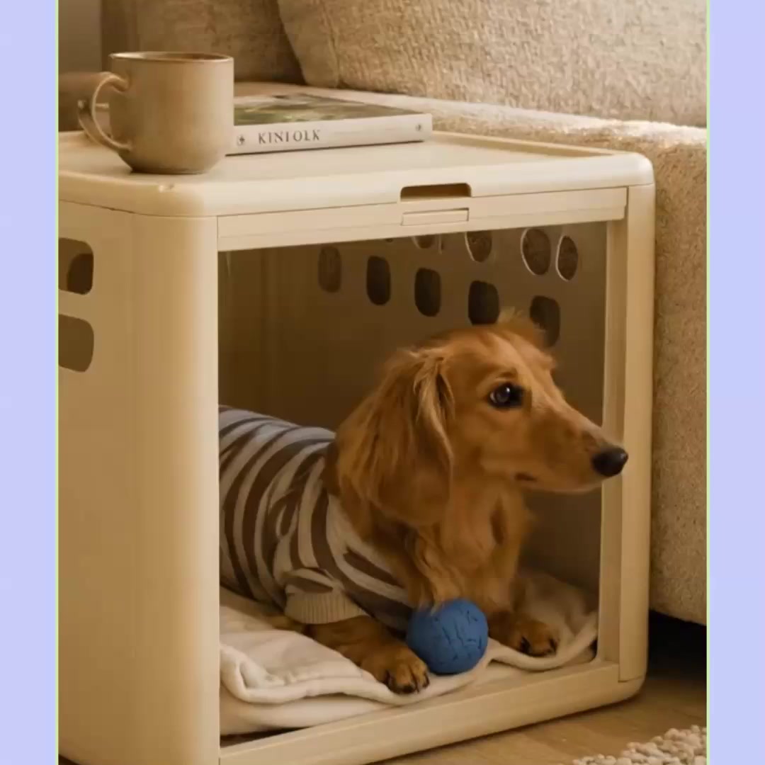 Meet the Essential Crate. A thoughtfully designed dog crate that gives your dog a calm, den-like space and lets your home stay a home.

All the function you expect from Fable. Designed for everyday life.