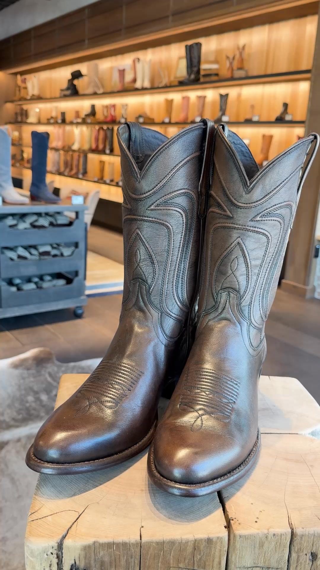 Ready to be worn, The Cartwright in Iced Tea.