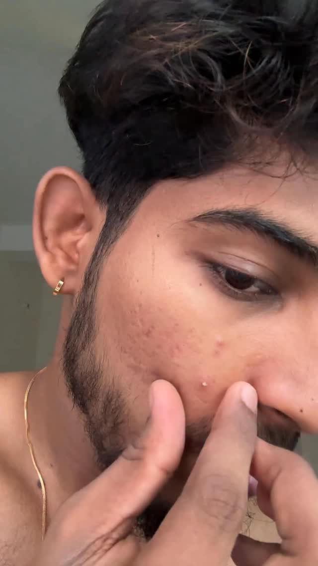 Comment “Pimple” to get link 🔗 
.
.
Mamaearth Tea Tree Pimple Control Facewash 🧴 
.
.
.
#thushal #thushalzfashion #mamaearth #facewash #pimple