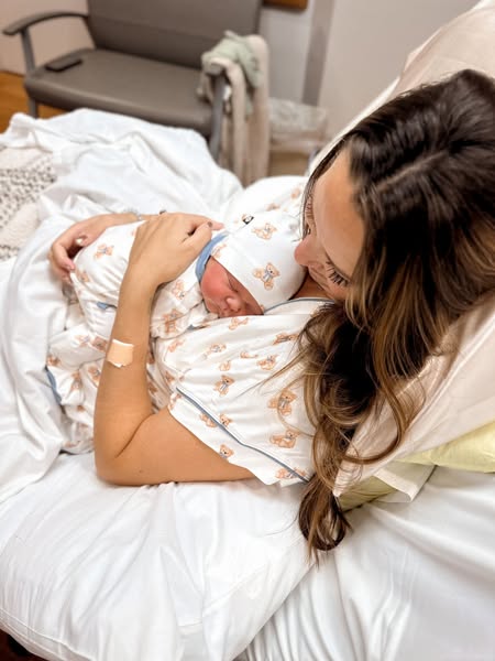 Buttery soft bamboo made for softer firsts and warm, fuzzy moments. 📸: @sunsetssistersandsweettea