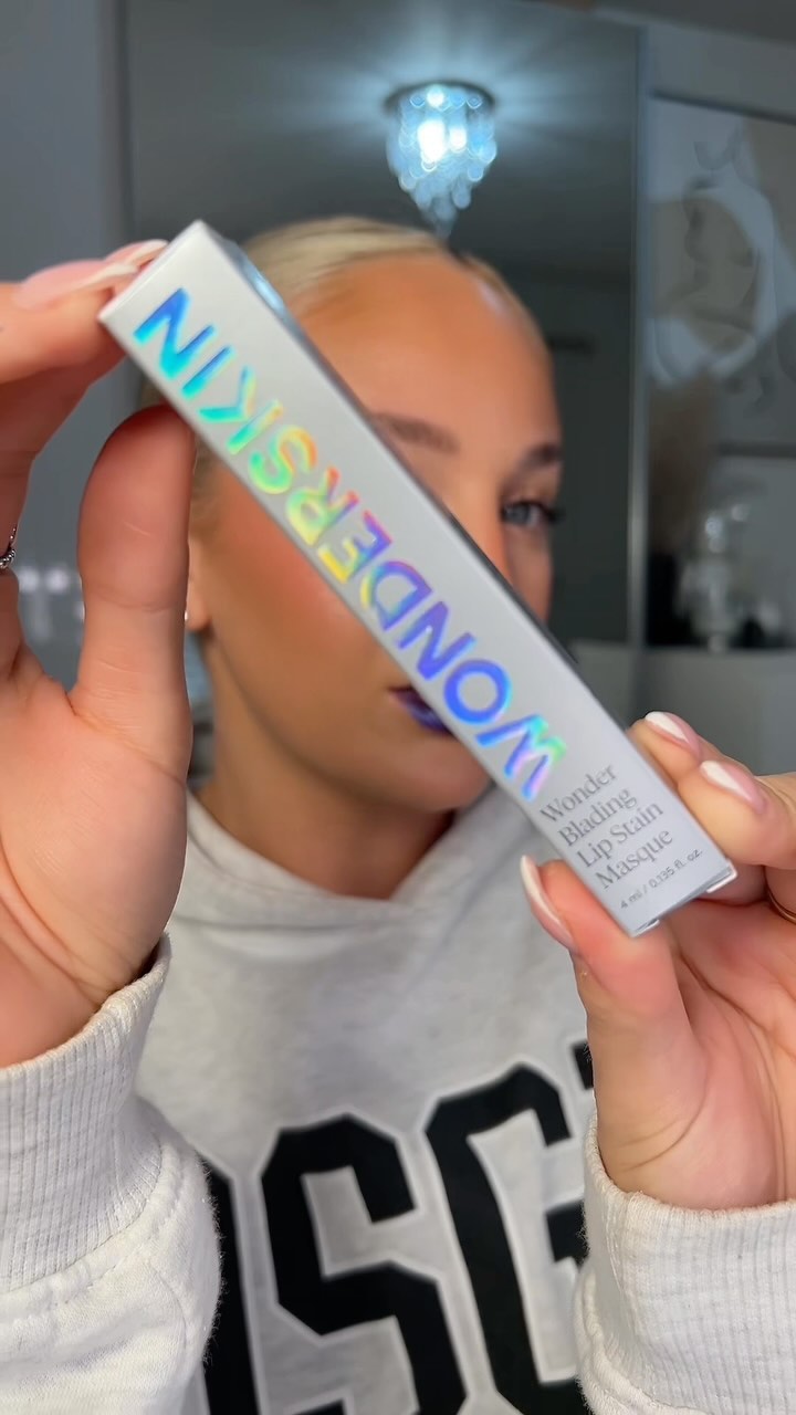 My favourite lip stain ever👄❤️ AD @wonderskin #lipstain #wonderskin #ad #makeup