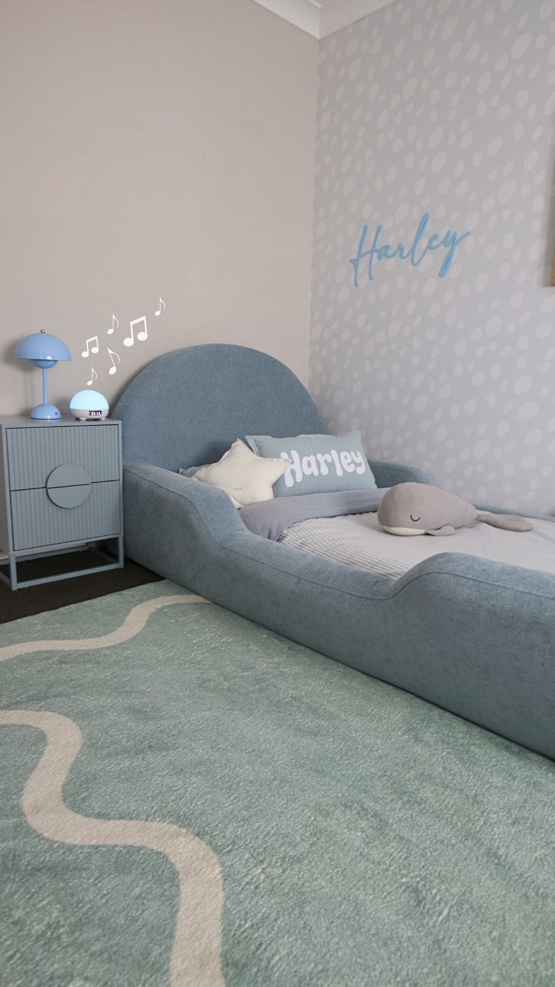 For the past few weeks, we’ve been using the @nodiee.co Sleep Assist Smart Sunrise Alarm, and it’s made such a difference to both bedtime and naptime in our house. 🤍

One of my favourite features is that everything can b