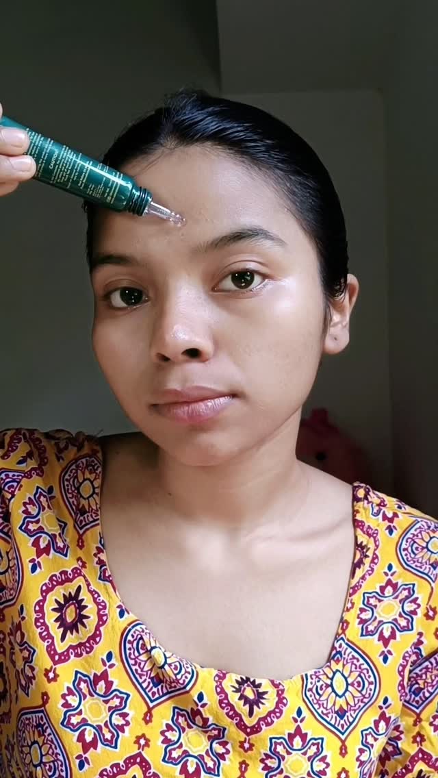 Comment for Link 🖇️👇🏻 
#glowingskin #skincare #skinglow #reelkarofeelkaro #reelsinstagram
