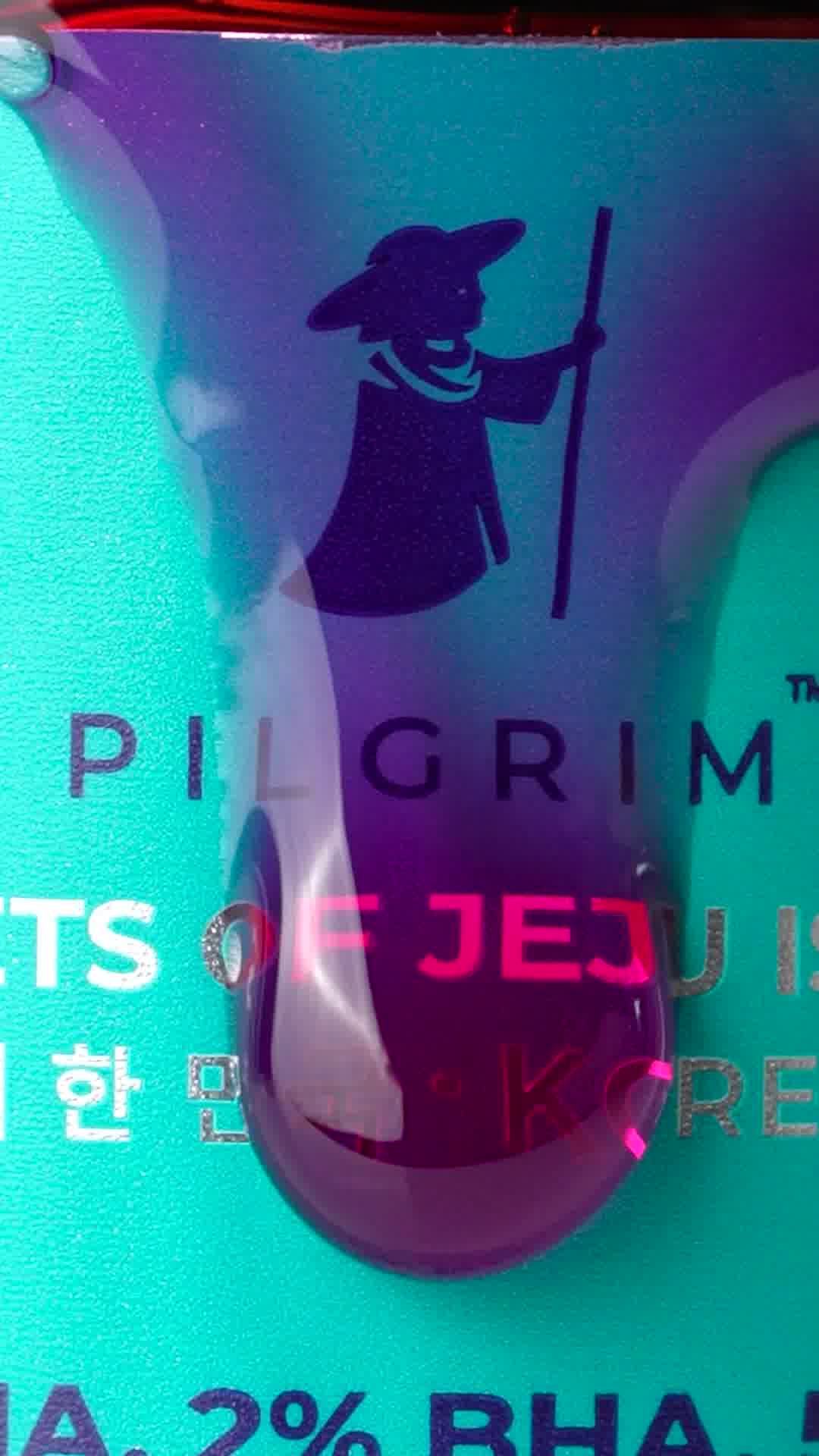 Can you feel the glow? This texture says it all! ✨💖

A dreamy pink Korean face serum packed with AHA, BHA & PHA 🫶 Melts away tan & dullness in just 10 minutes! Your summer glow starts NOW! ✨🥳 Ready for fresh & clear skin