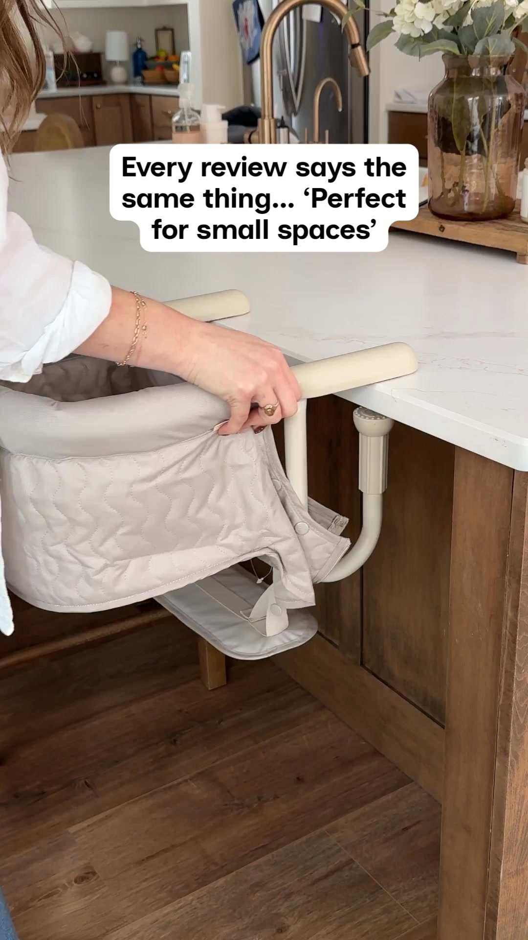 The ultimate hack for small-space living:
✅ Takes up zero floor space
✅ Clips to counters and tables
✅ Folds flat for easy travel