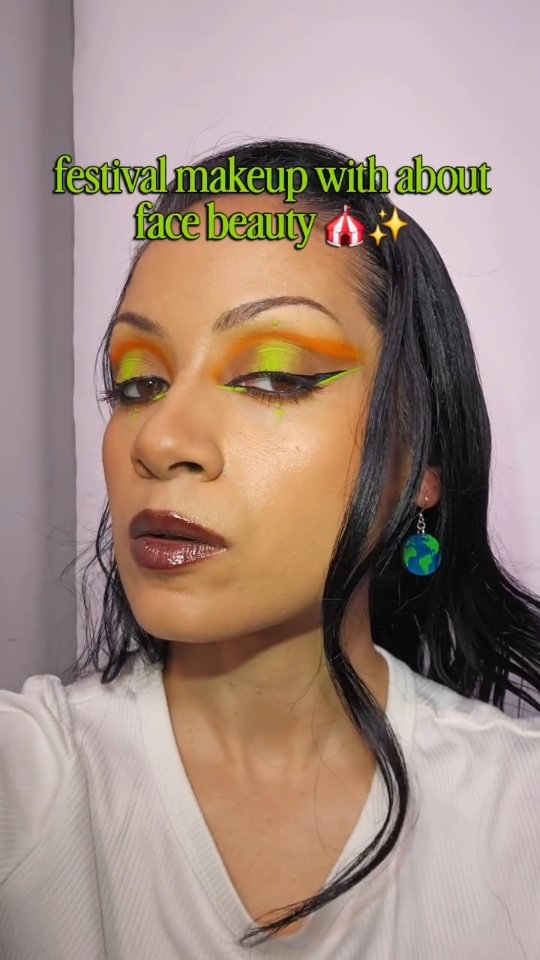 Festival Makeup with @aboutfacebeauty ✨️

guess whos back?! BACK AGAIN 😘 i haven't been on here for a while.. getting my mental health, schedule, and all the intricasies of being Jenni in order .. so now.. im backk 

and
