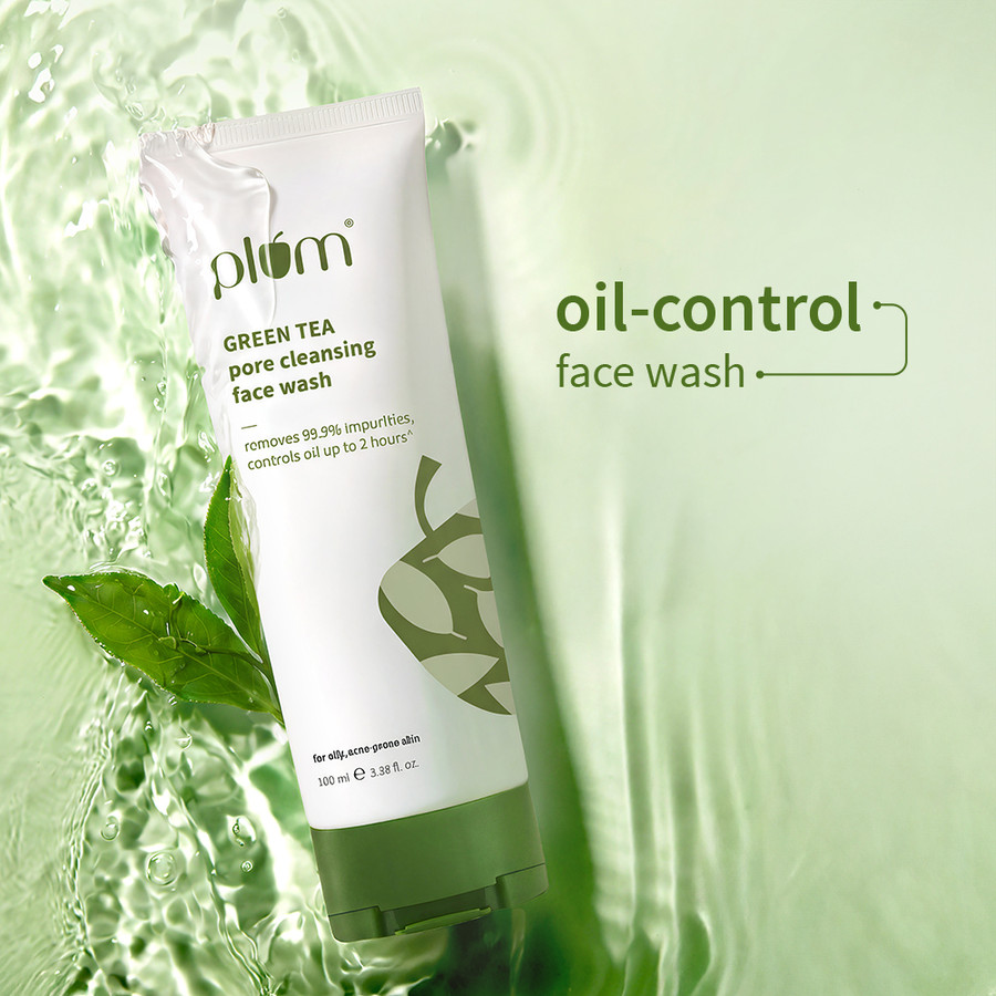 Trusted by 10 million+ users, Plum 10% Niacinamide Serum combines 99.99% pure Niacinamide with 400-year-perfected Japanese Rice Water for clinically proven bright & clear skin.