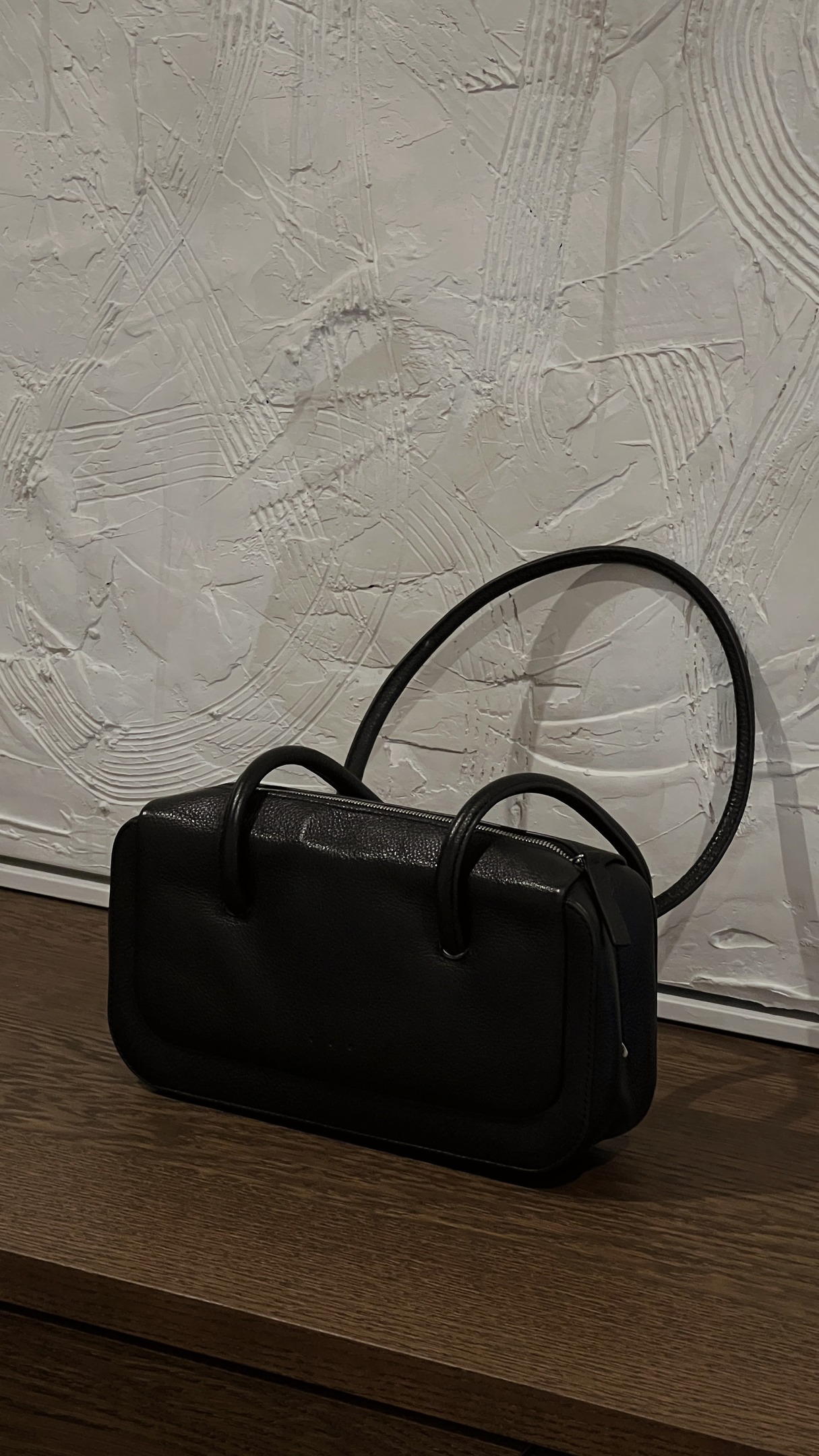 on the hunt for the perfect LBB (Little Black Bag) 🔍

#RTRMuse #RTRPartner @renttherunway