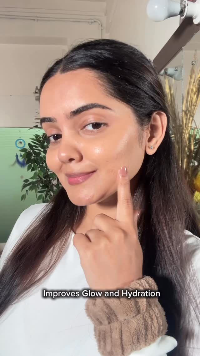 Brides-to-be, especially vegetarians — don’t miss this step in your bridal prep.

Glowing makeup starts with healthy skin, and that’s why I recommend @hkvitals Veg Collagen.

Why brides should for it -
* 100% vegetarian 