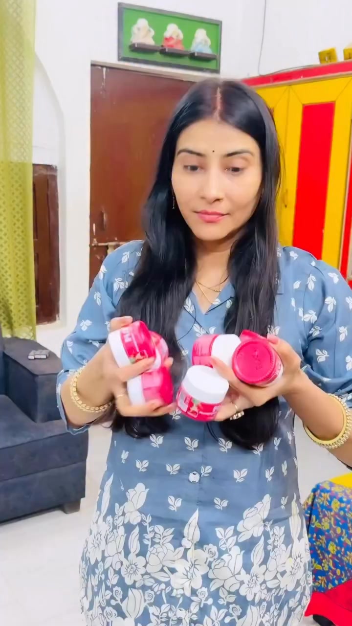 Pomegranate Youth Renewal Night Cream at 499