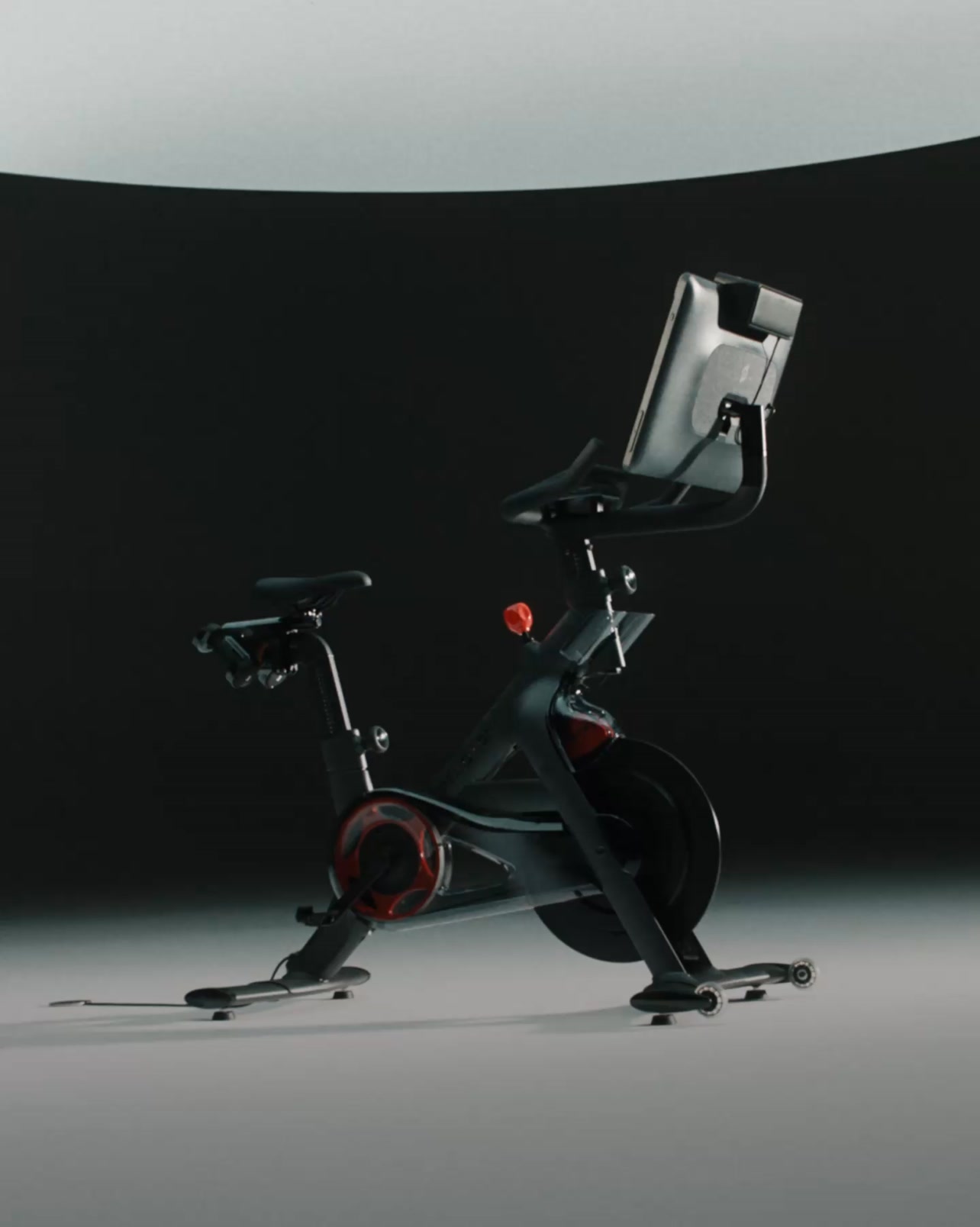 Peloton IQ tracks your reps keeping you locked in on your performance and progress.