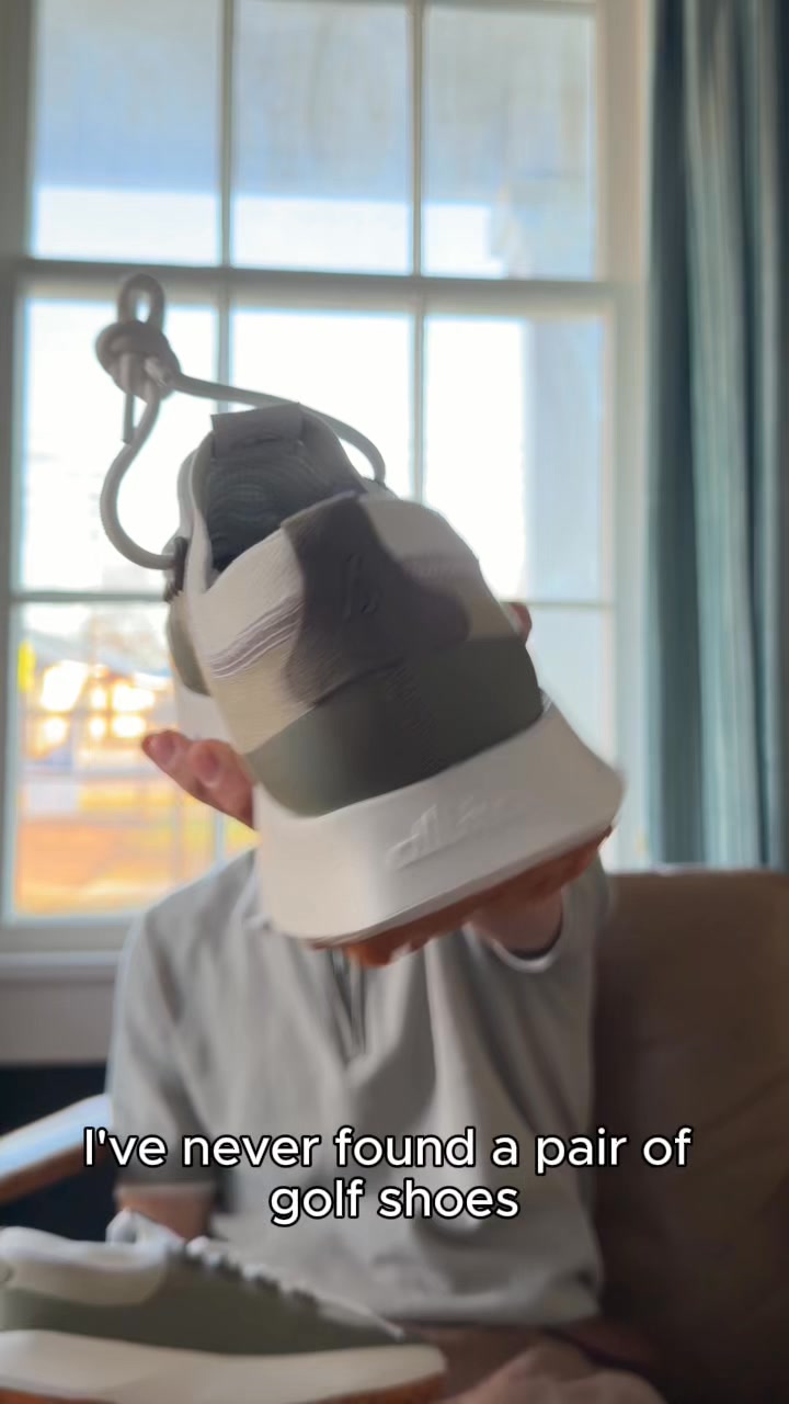I've never found a pair of golf shoes that performs well and looks good until @allbirds released these!