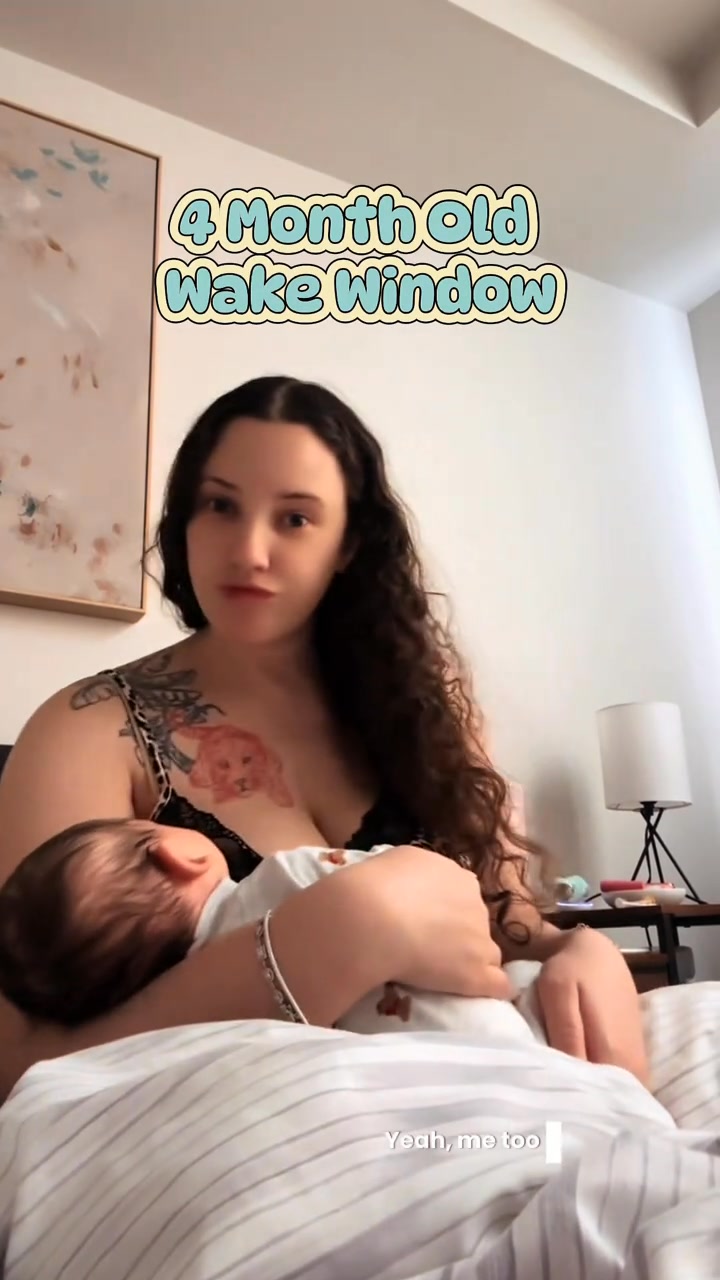 "No one told me that one of the hardest parts of having a 4-month-old is entertaining them all day 😂

Halo can get bored FAST, but the Looker Play Kit has made wake windows a breeze!💨 The toys are designed for this exact
