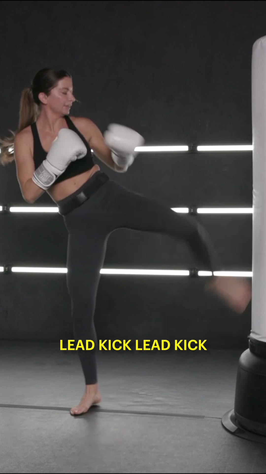 Coach Charlotte is coming through with some technical kickboxing.

Double the Kicks, Double the Fun. Can you keep up with this one?

#fightcamp #kickboxing #boxing