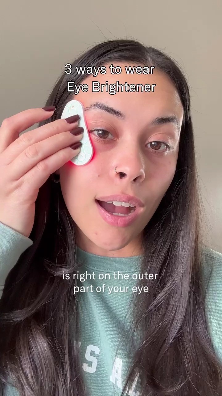 Get the most out of your Eye Brightener by using it 3 different ways for maximum results⚡ 

Which way is your favorite way to use the Eye Brightener? 👀 Let us know! ⤵️