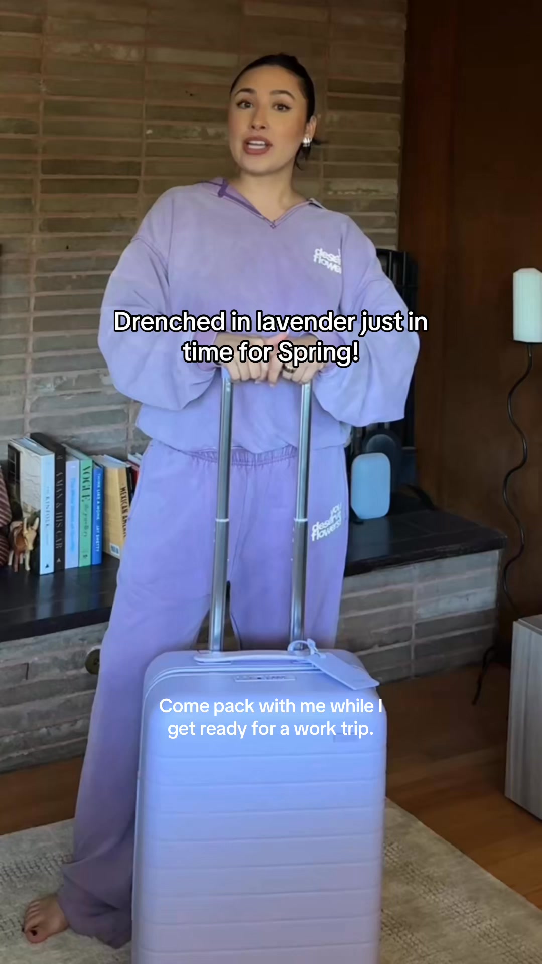 Congratulations on your suitcase’s promotion. 😉💜💼
All-purple everything—suitcase, bag, and packing cubes—makes work trips feel a lot more you-coded. Shop Away’s Lavender collection and work essentials for spring. 💜✈️