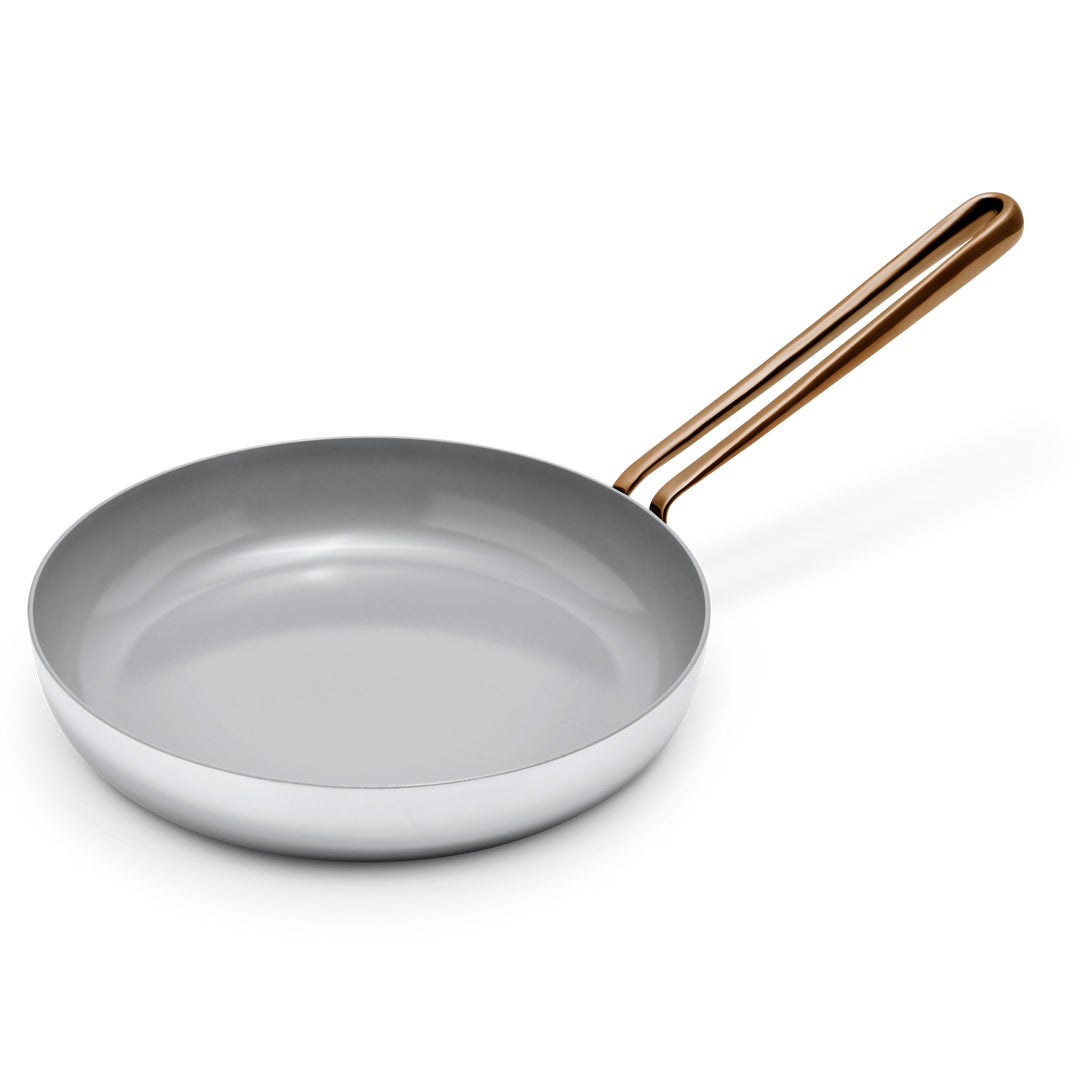 Thoughtfully designed to last (and be your best friend forever). Level up your cooking game with our durable kitchenware.